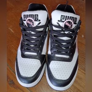 Puma leather sneakers